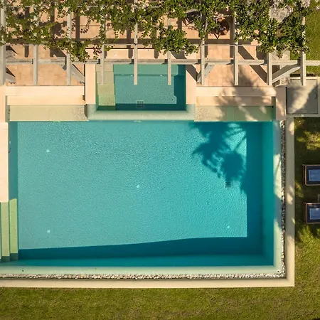 Vila Sarlata *