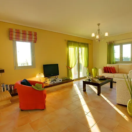 Villas Вилла Свороната