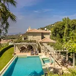 Villas * Svoronata