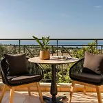 Villas Villa *
