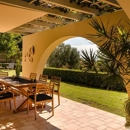 Villas Svoronata